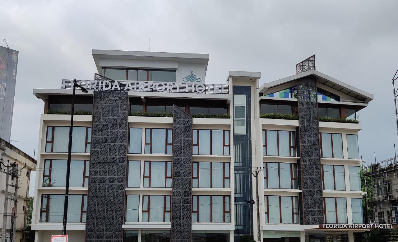 Florida Airport Hotel Kochi Nedumbassery Zewnętrze zdjęcie