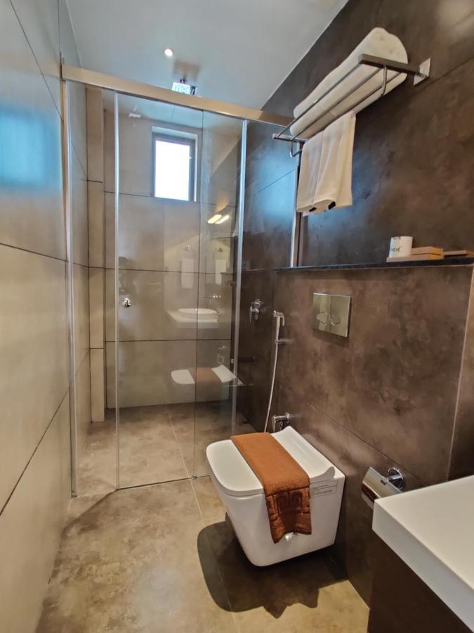 Florida Airport Hotel Kochi Nedumbassery Zewnętrze zdjęcie