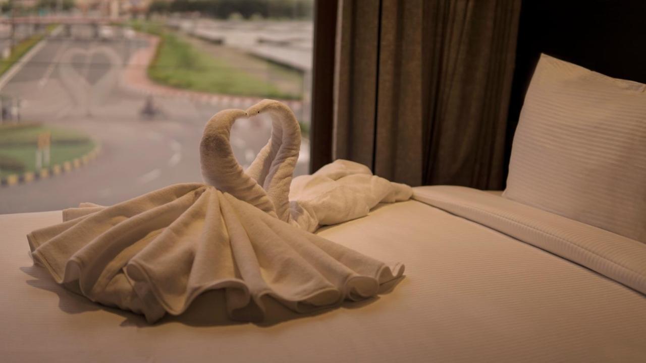 Florida Airport Hotel Kochi Nedumbassery Zewnętrze zdjęcie